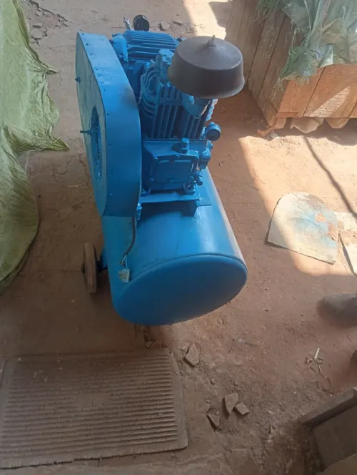 Compresseur 250l 3cv