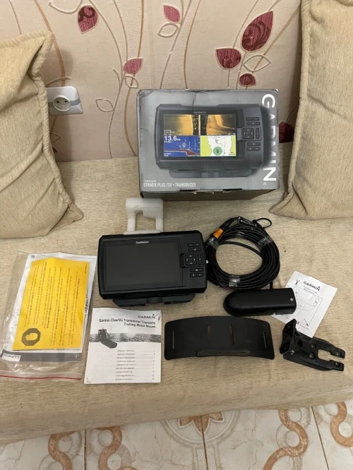 Sondeur GPS Garmin Striker Plus 7cv