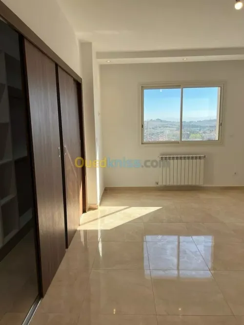 Vente Appartement F5 Alger Cheraga