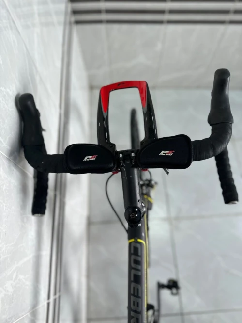 vélo de course focus 