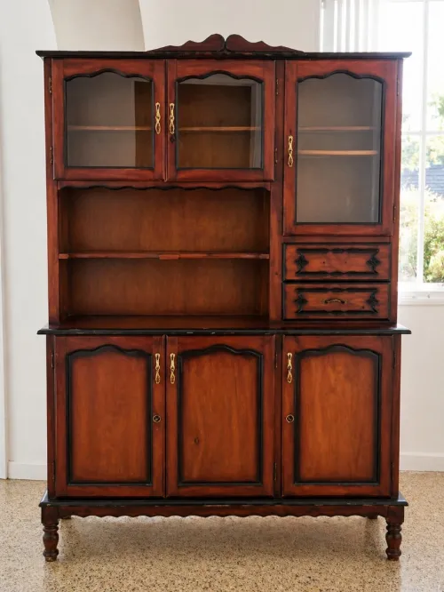 Buffet vaisselier en bois massif style ancien