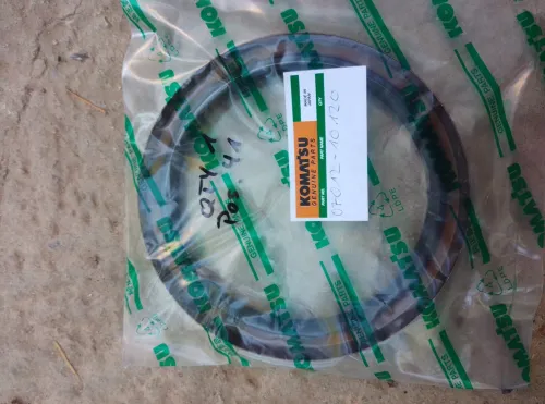 Pochette joint pompe Komatsu 