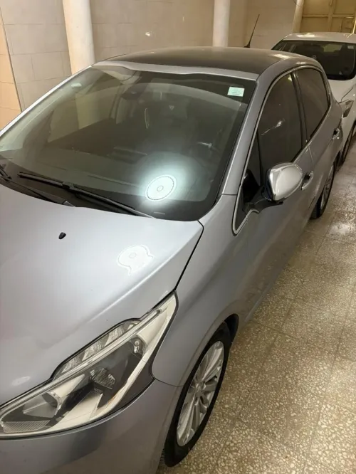 Peugeot 208 2019 Allure Facelift