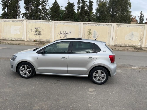 Volkswagen POLO 2013 Silver edition