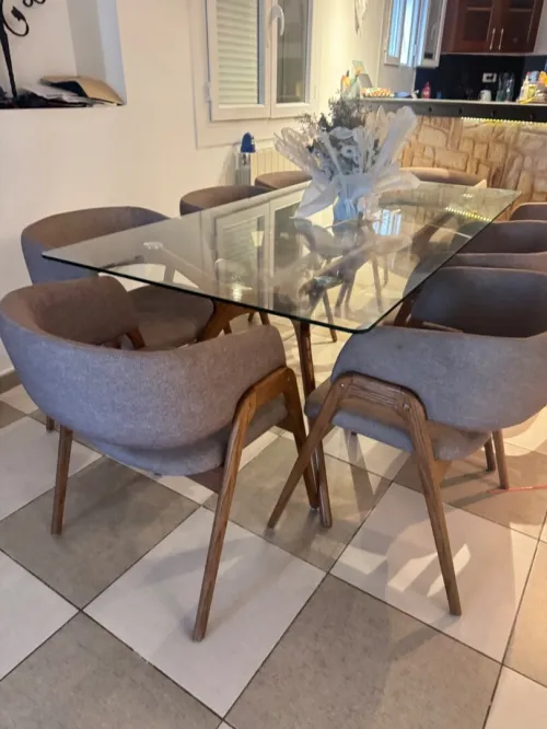 Vends table 6 chaises et table basse
