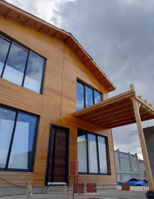 Construction des. Chalet bungalow en bois 