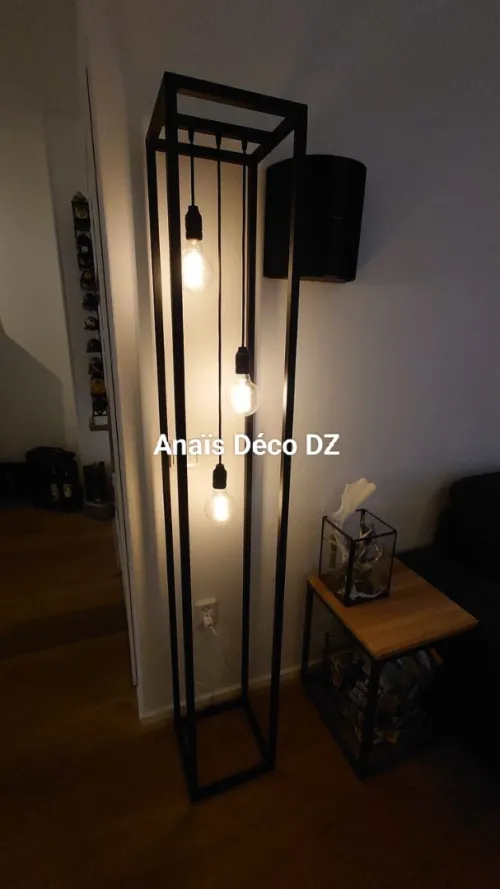 Lampadaire Woden laiton 