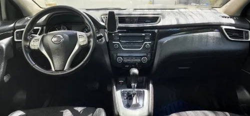 Nissan qashqai nissan 2017 مجمول