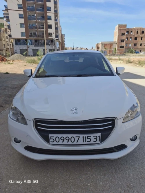 Peugeot 301 2015 Allure
