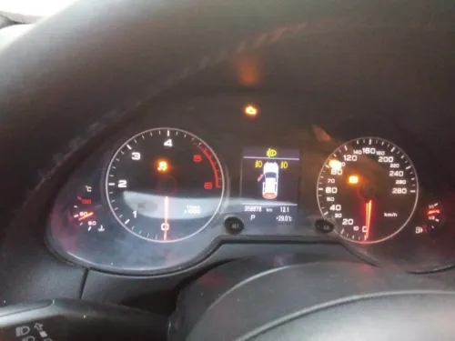 Audi Q5 2009 S Line Pack Tech