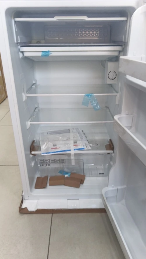 Promo maxi-bar midea Blanc 140L brut 90L Net