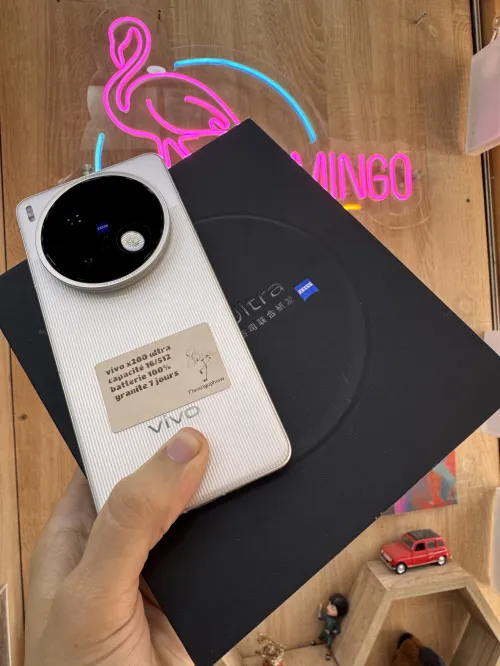 Vivo Vivo x200 ultra