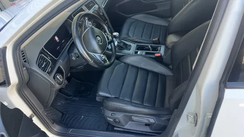 Volkswagen Golf 7 2018 Lacara Plis