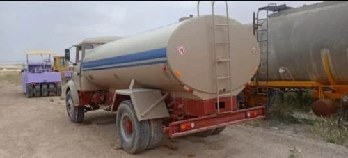 Camion citerne GLR 190 1983