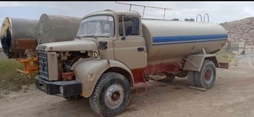 Camion citerne GLR 190 1983