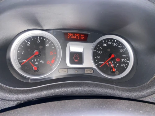 Renault Clio 3 2012 Night and Day