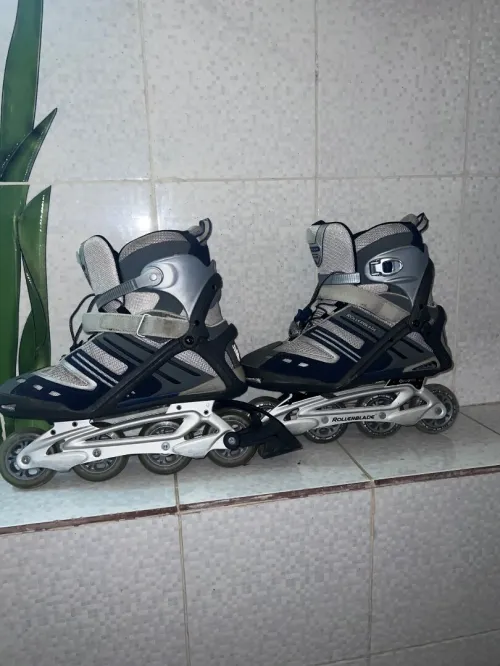 Roller blade