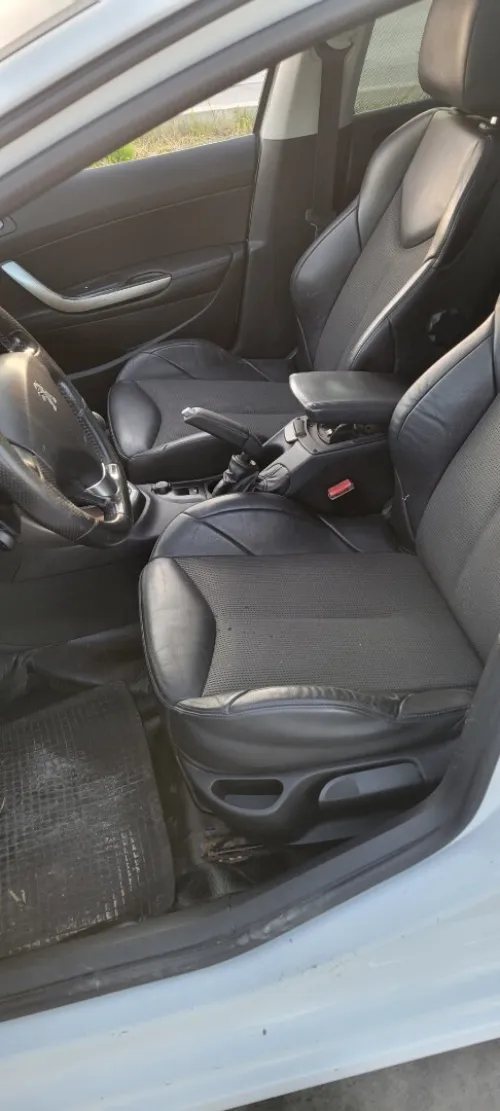 Peugeot 308 2012 