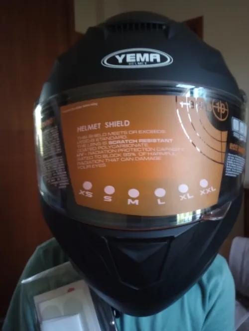 Casque moto YEMA