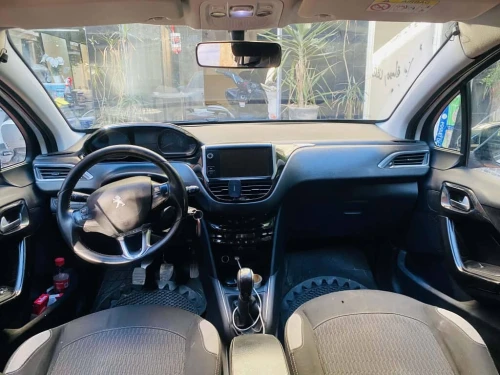 Peugeot 208 2015 Style