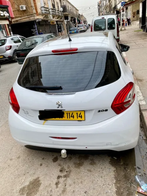 Peugeot 208 2014 