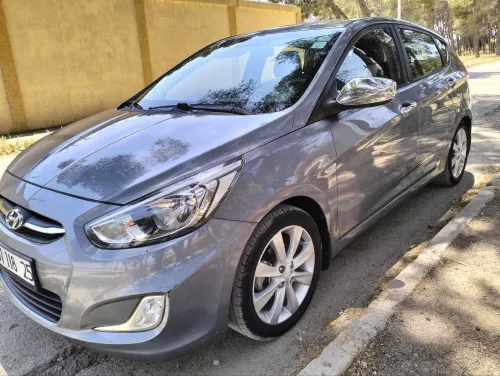 Hyundai Accent RB  5 portes 2018 Préstige