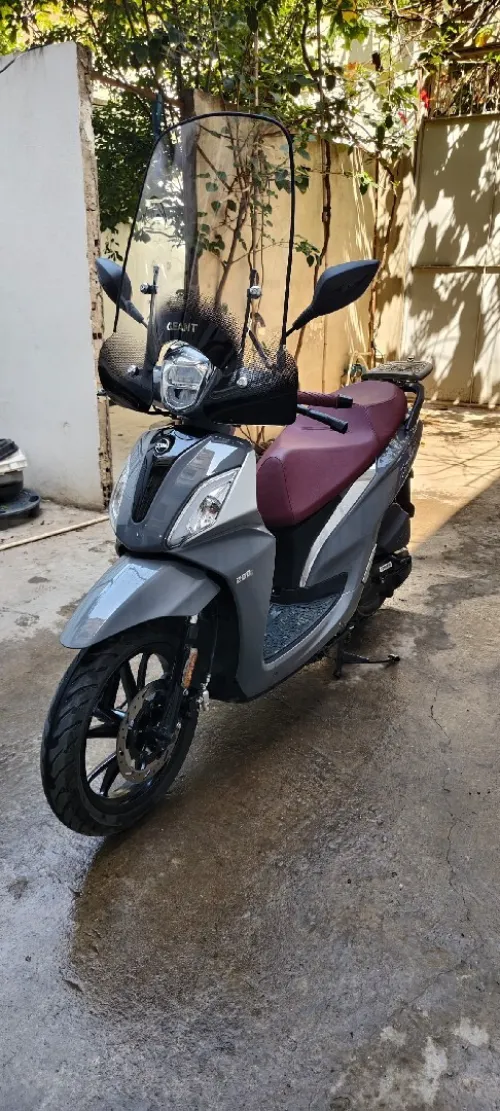 Sym St 200 2025