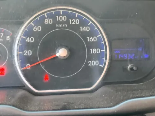 Hyundai i10 Plus 2015 GL Clim