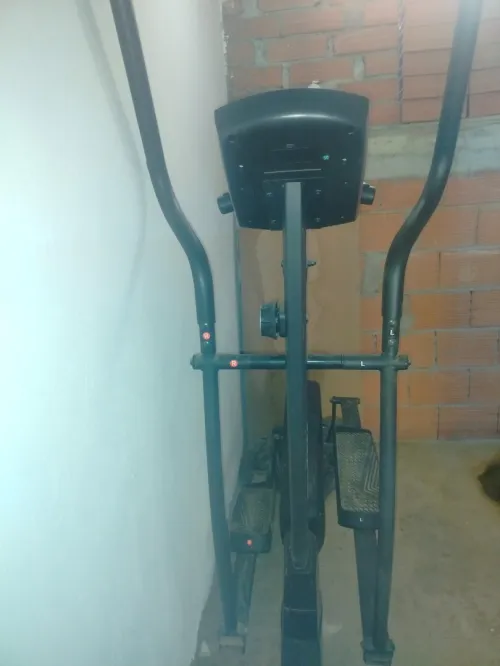 Vélo elliptique AXION