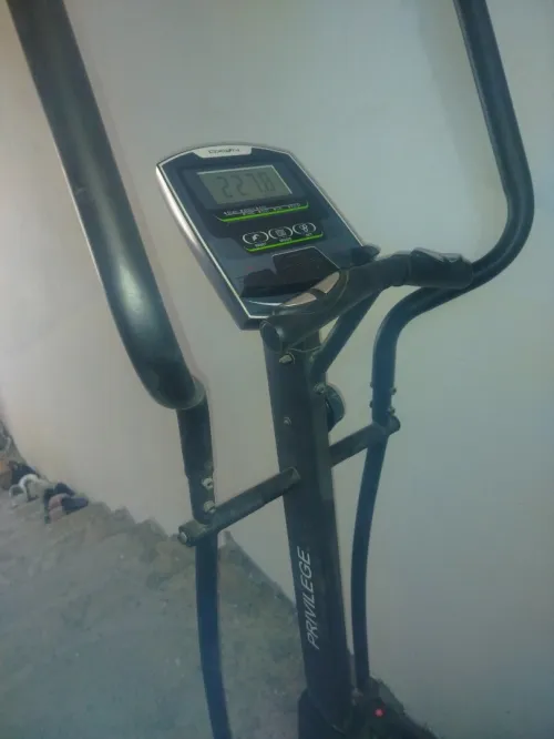 Vélo elliptique AXION