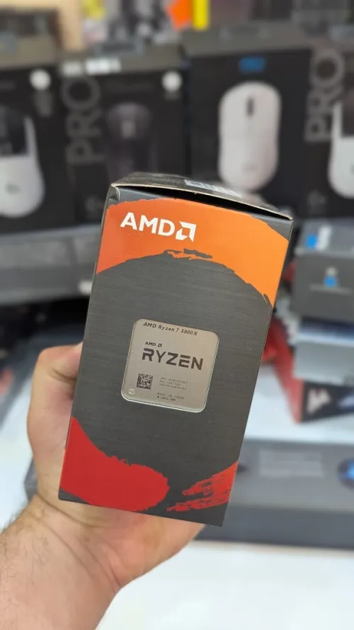 AMD Ryzen 7 5800X (3.8 GHz / 4.7 GHz) Desktop Processor