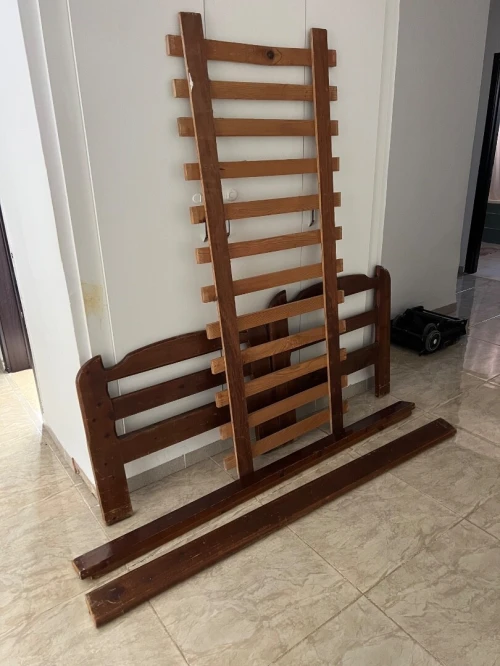 lit en bois hêtre