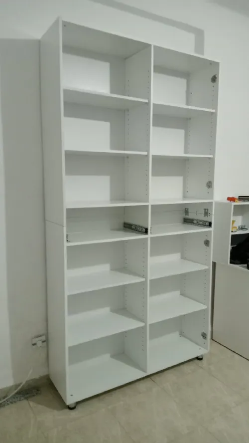 Armoire arrangement