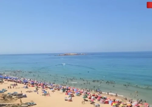 Location vacances Appartement Niveau de villa F2 Alger Ain taya