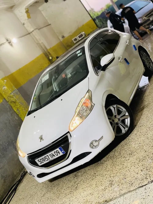 Peugeot 208 2014 Allure