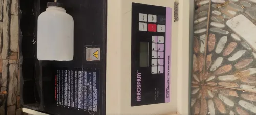 Materiel de laboratoire à liquider