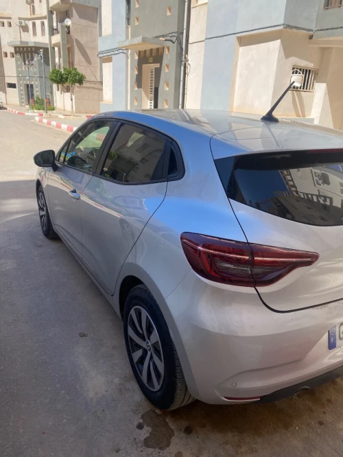 Renault Clio 5  2023 Evolution