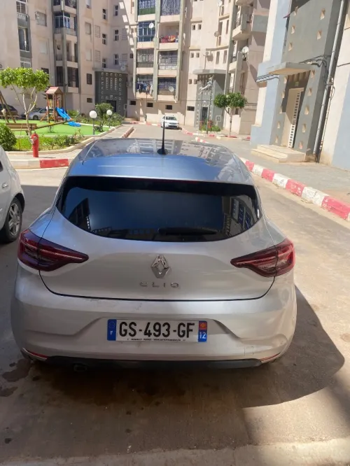 Renault Clio 5  2023 Evolution