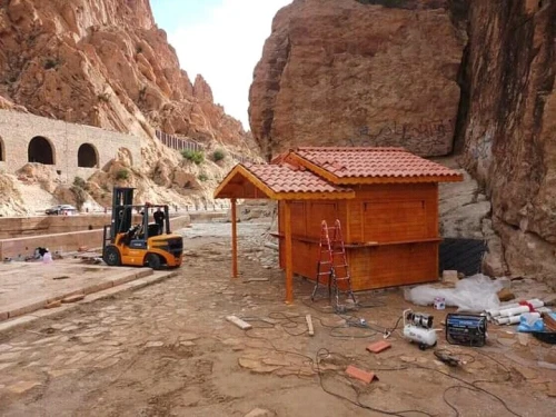 Construction des bungalow et chalets et buvette en bois