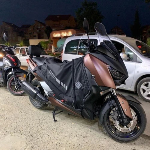 TABLIER YAMAHA XMAX 300  2017--2022 TUCANO URBANO  ORG ITALIE