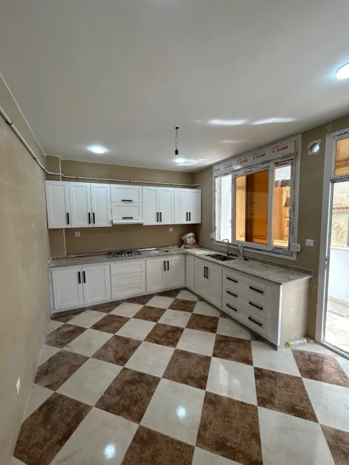 Location Appartement Niveau de villa F4 Alger Draria