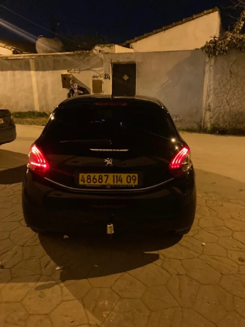 Peugeot 208 2014 Active