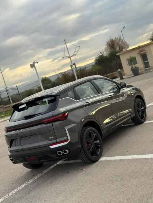 Geely Coolray 2025 