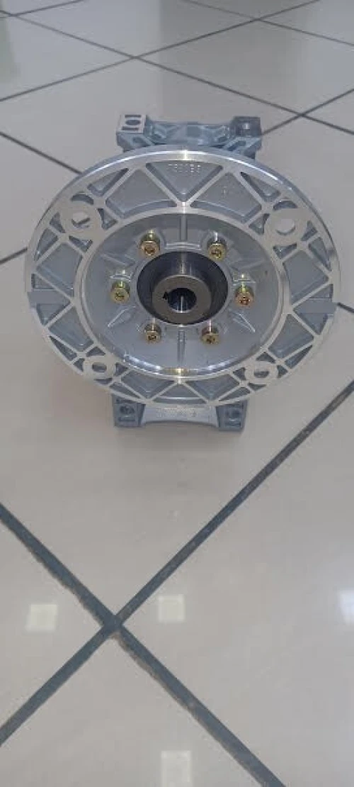 Réducteurs De Vitesse RV marque TRANSMELEC مخفضات السرعة