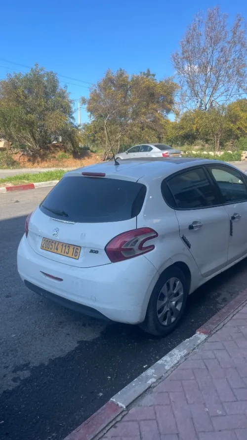 Peugeot 208 2013 208