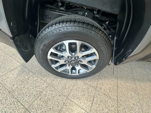 Toyota tundra 2025 