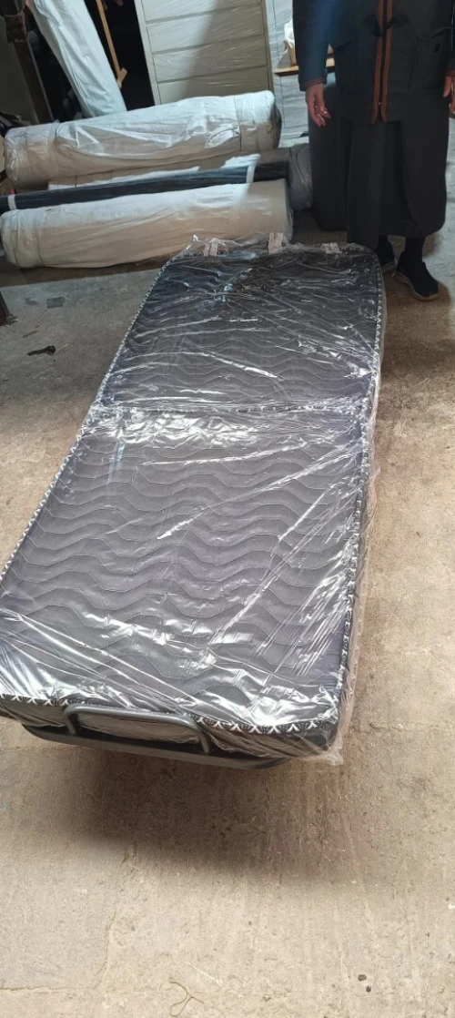 LIT PLIABLE