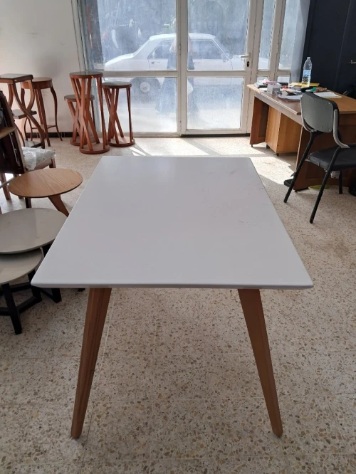 TABLE DE CUISINE