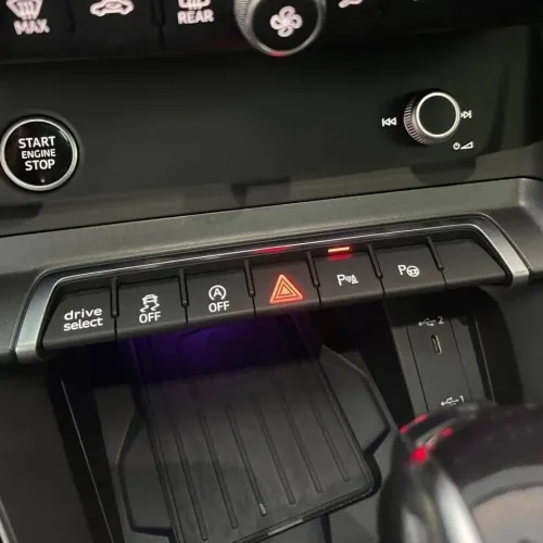 Audi Q3 2023 S line
