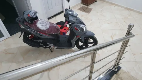 Sym Sr 2025